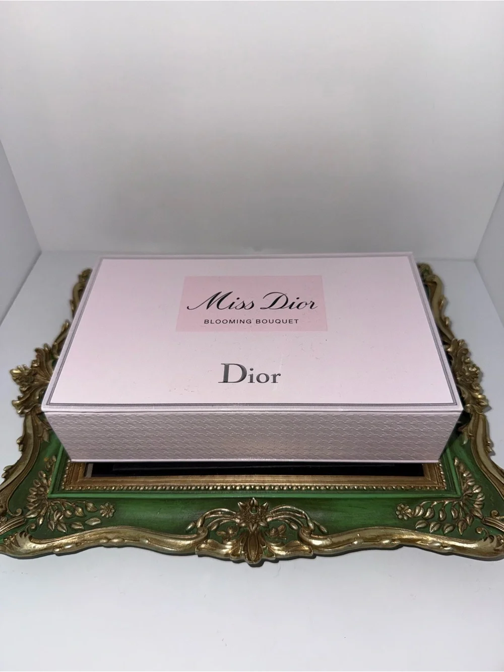 Miss Dior Blooming Bouquet Beauty Box